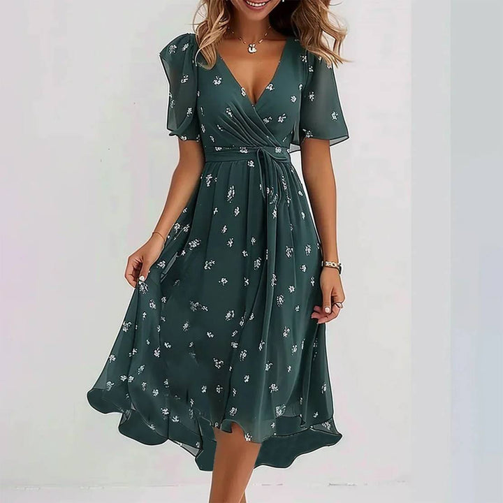 Priscilla | Elegant Short-Sleeved Dress