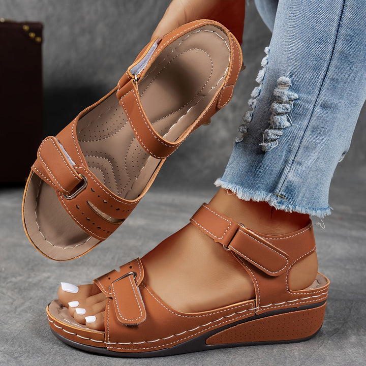 Celima - Elegant Ergonomic Sandals