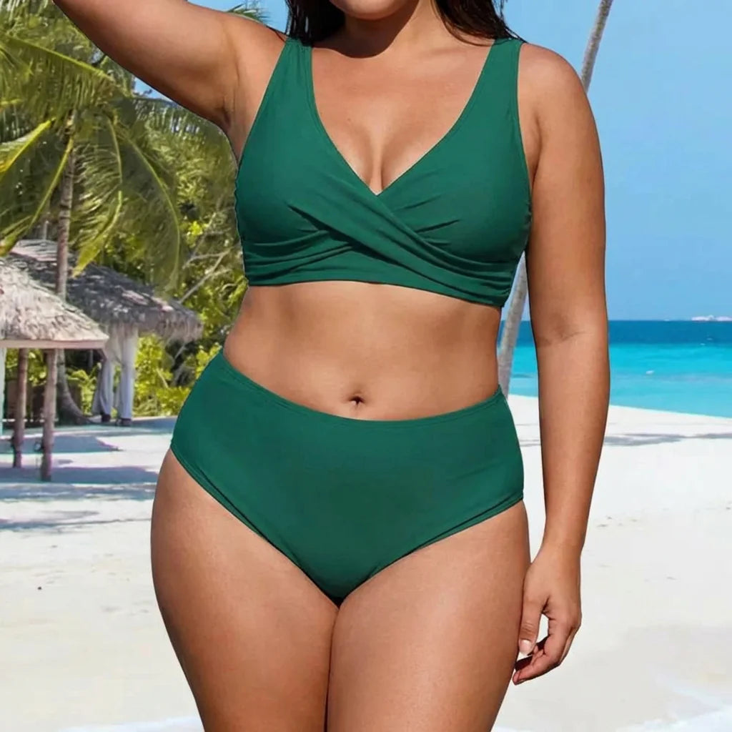 Sarena | Your tummy-shaping bikini set with a stylish V-neck