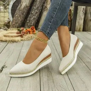 Isla - Pointed Toe Platform Slip-On Shoes
