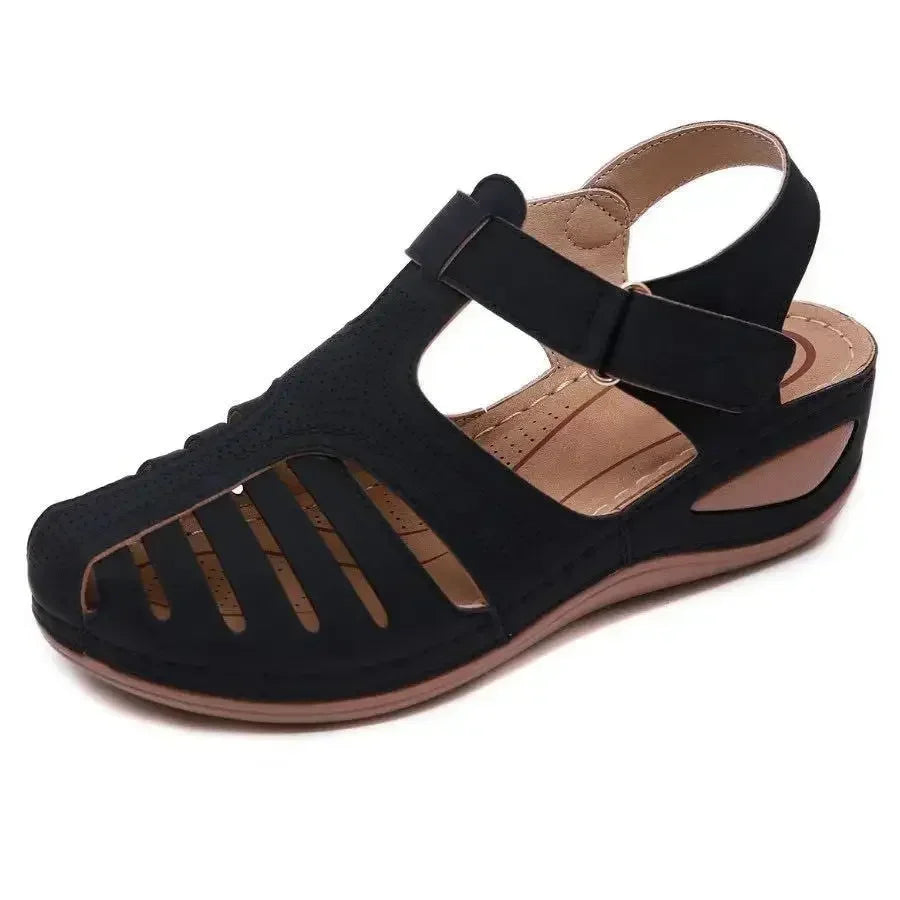 Amelia - Closed-Toe Comfort Strap Sandals