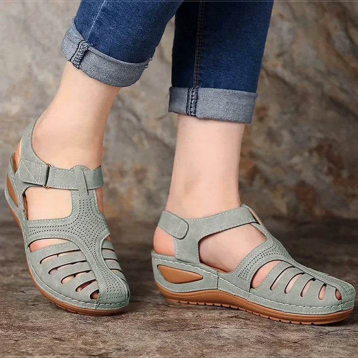 Amelia - Closed-Toe Comfort Strap Sandals