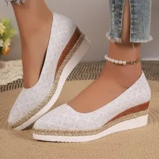 Isla - Pointed Toe Platform Slip-On Shoes
