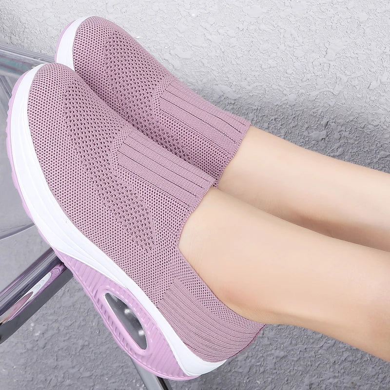 Nora - Lightweight Slip-On Air Cushion Sneakers