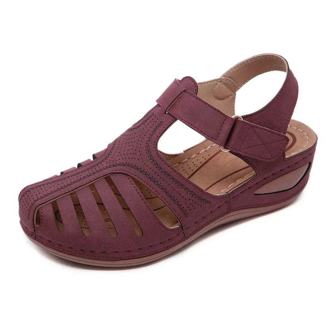 Amelia - Closed-Toe Comfort Strap Sandals
