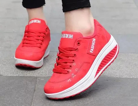 Dina - Platform Comfort Lace-Up Sneakers