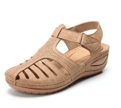 Amelia - Closed-Toe Comfort Strap Sandals
