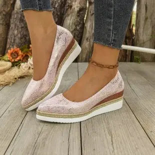 Isla - Pointed Toe Platform Slip-On Shoes