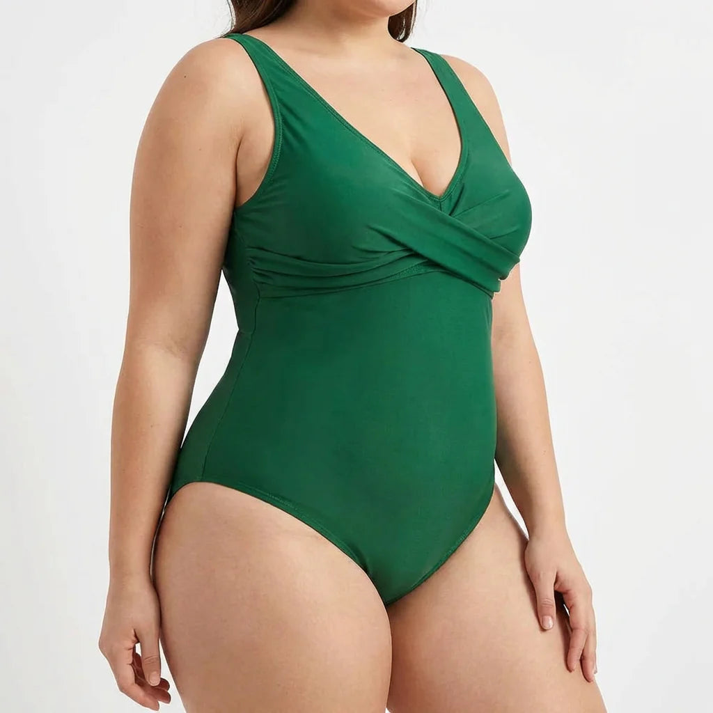 Sarena | Your tummy-shaping bikini set with a stylish V-neck