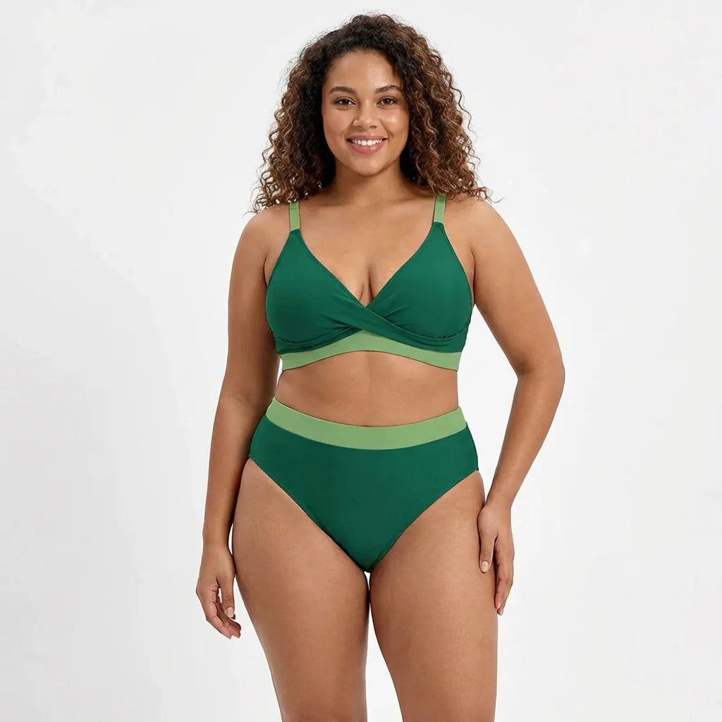 Sarena | Your tummy-shaping bikini set with a stylish V-neck