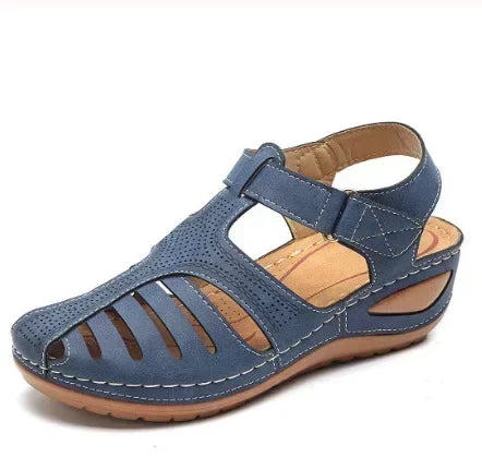 Amelia - Closed-Toe Comfort Strap Sandals