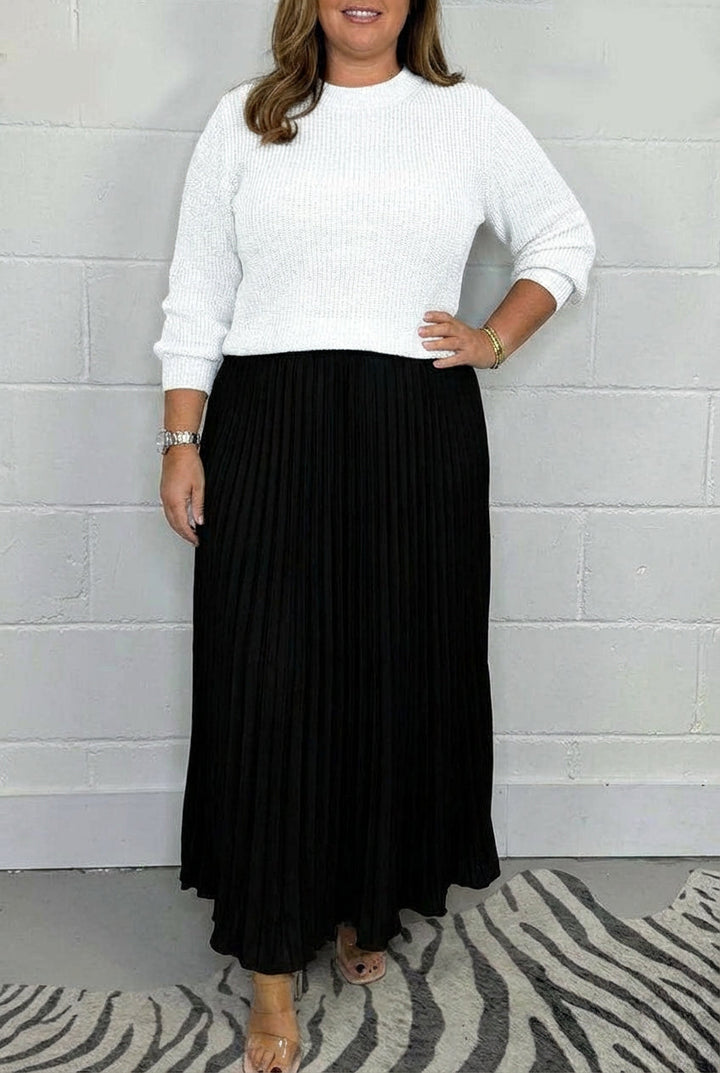 Claudia - Maxi dress with sweater and pleated skirt