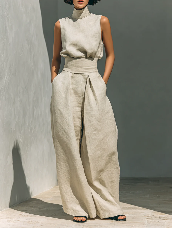 Dorothy • Set consisting of a sleeveless beige top and wide-leg pants