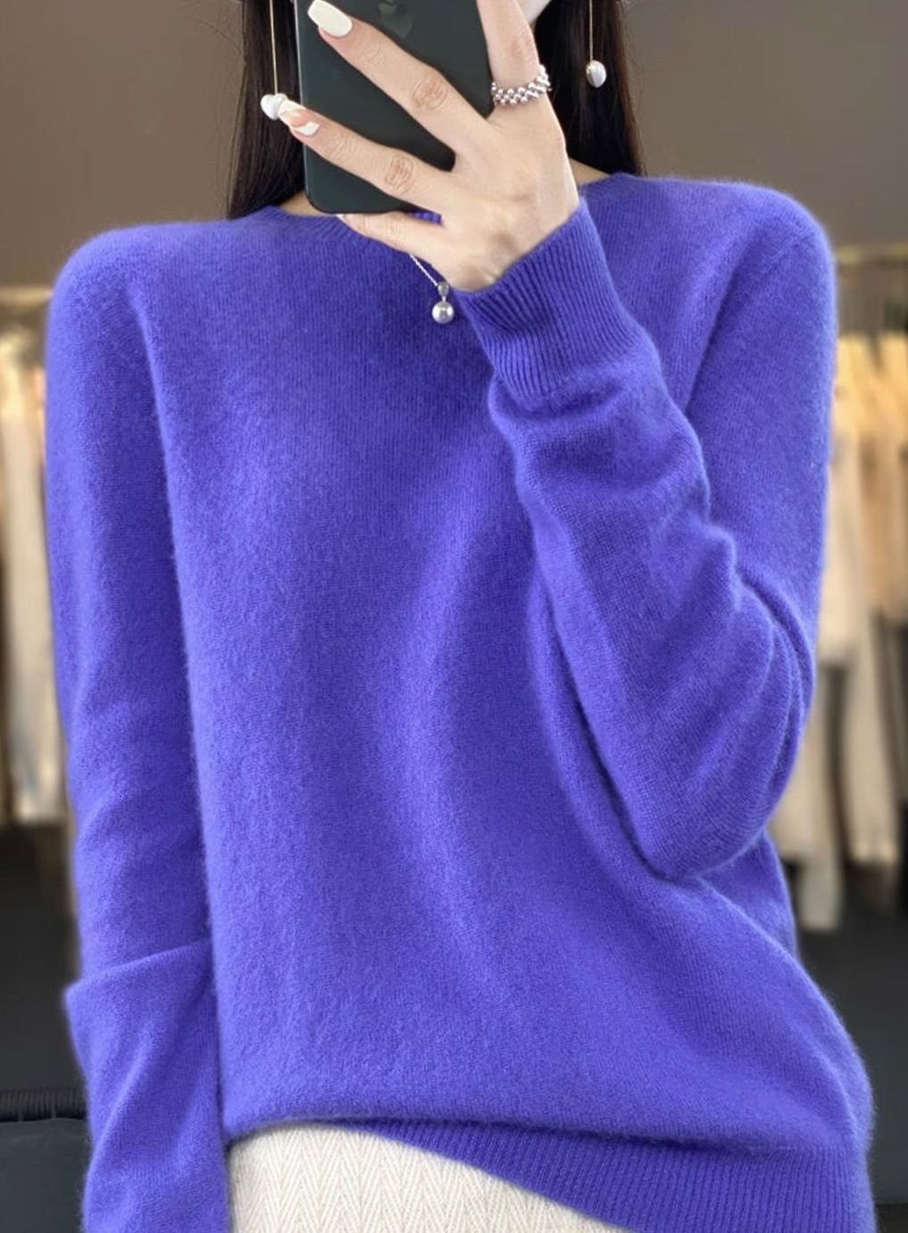 Men's Relaxed-Fit Crew-Neck Comfortable Sweater