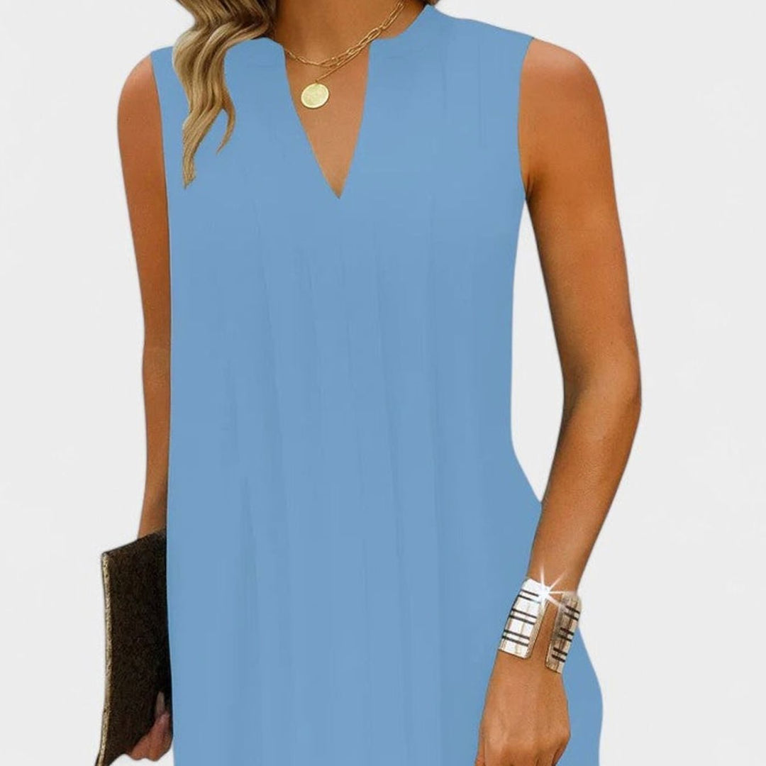 Women's Flattering Dress Sleeveless V-Neck Pleated Knee-Length Shift - Blue