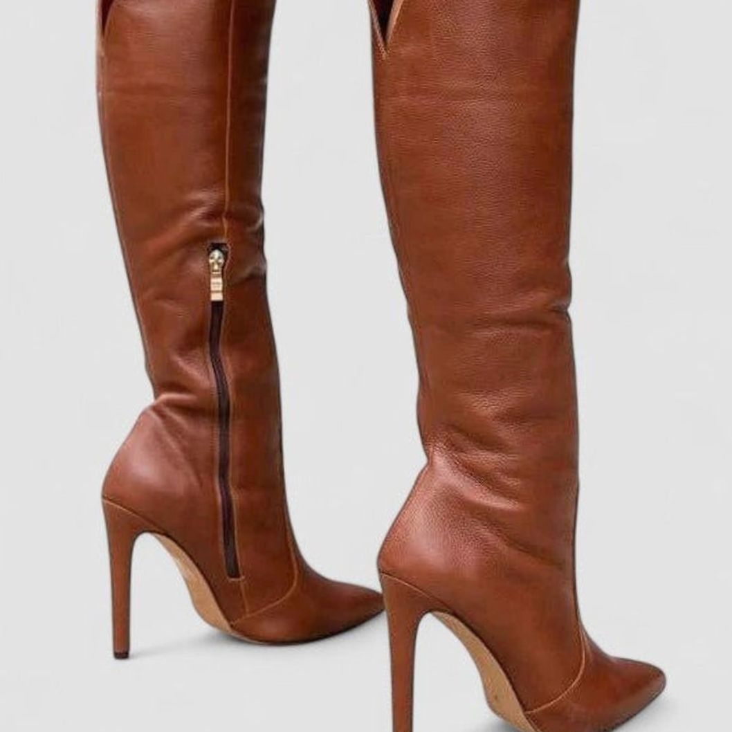 Women's Knee-High Pointed-Toe Boots Stiletto Heel Side-Zip Cushioned Insole - Brown Leather
