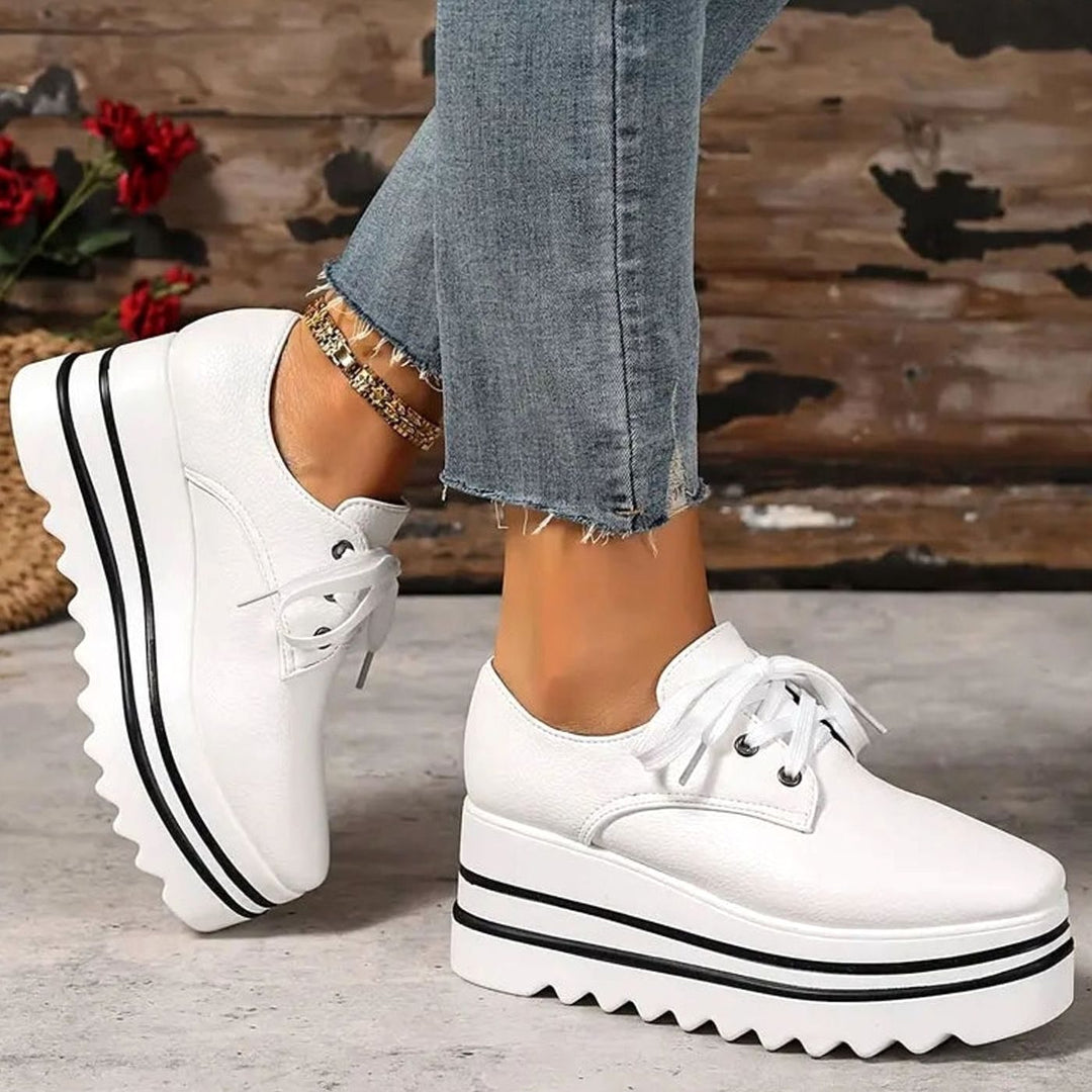 Women's Lace-Up Flatform Oxford Platform Sneakers