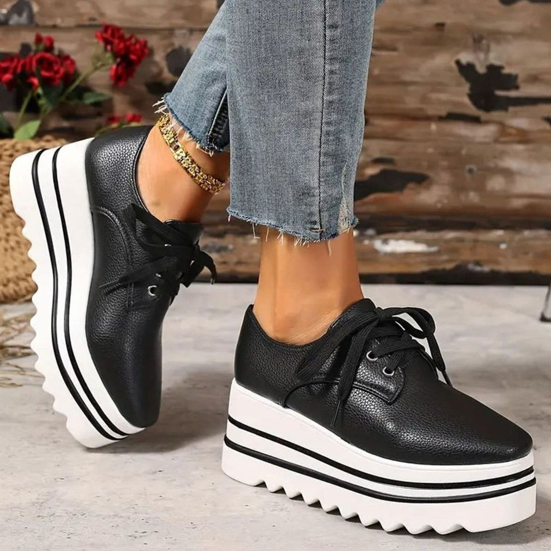 Women's Lace-Up Flatform Oxford Platform Sneakers - Black