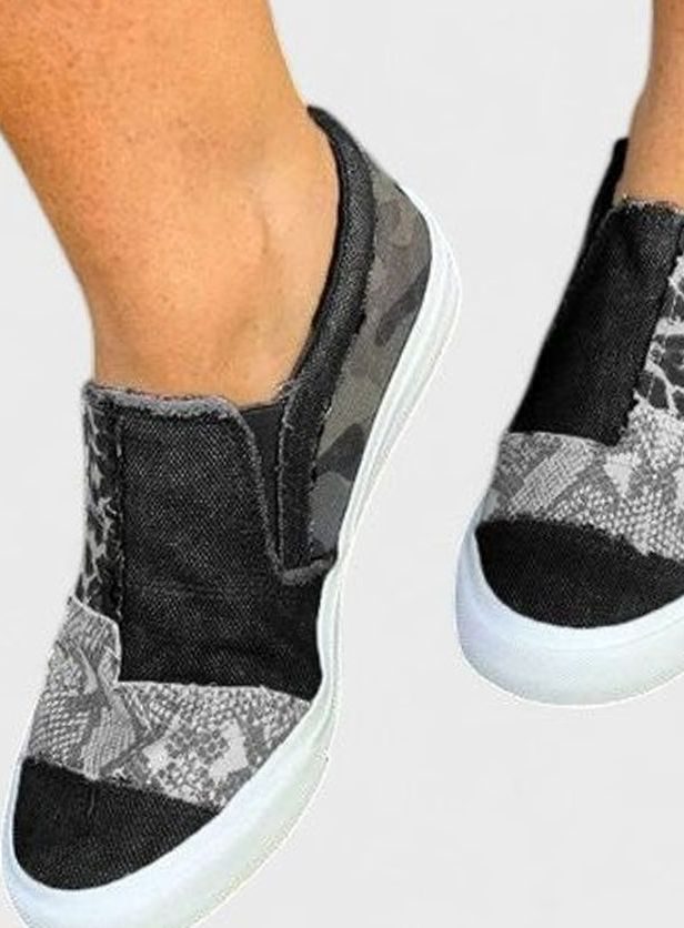 Women's Mixed Animal Print Slip-On Sneakers Arch Support Non-Slip Sole - Black