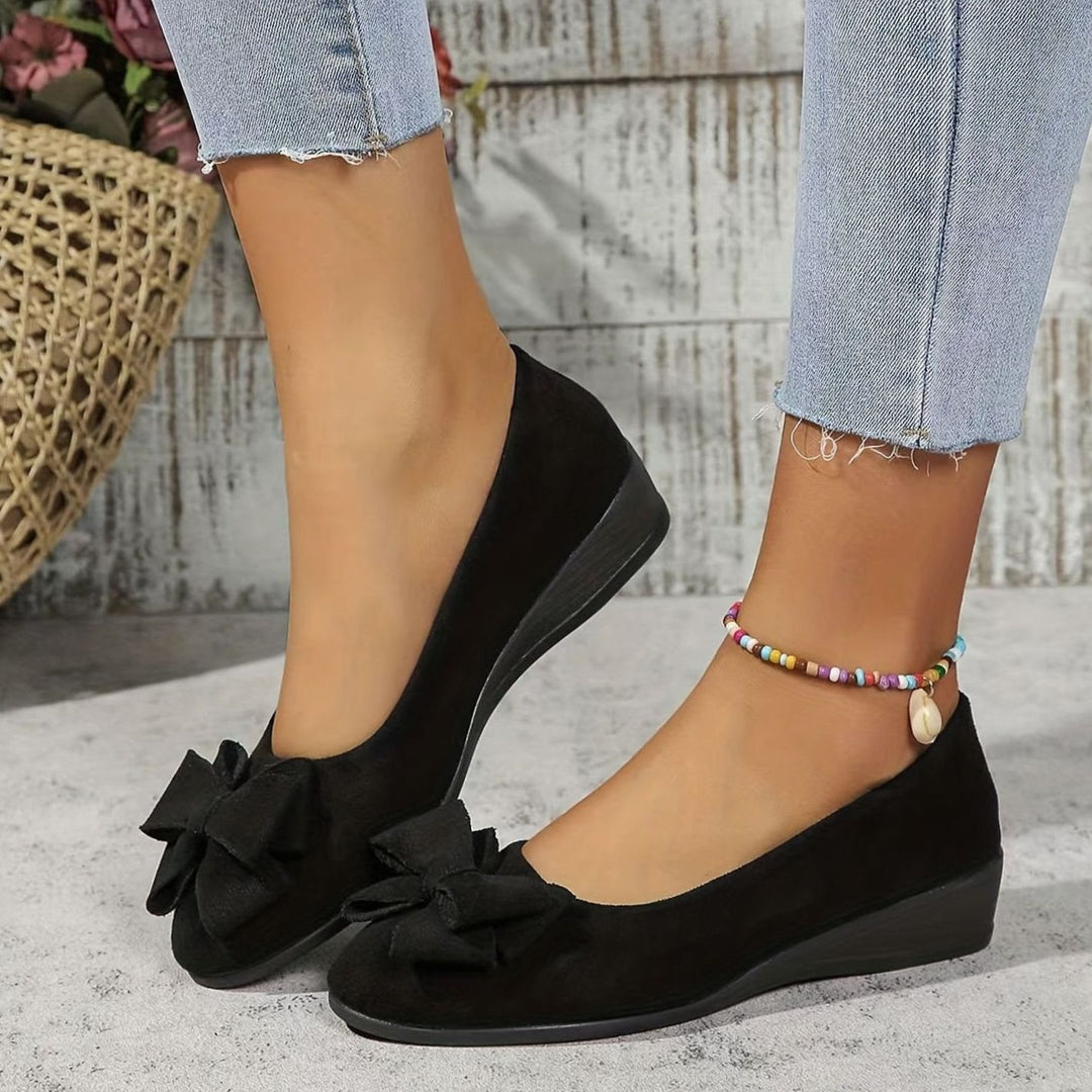 Women's Orthopedic Bow-Detail Suede Flat Shoes - Black