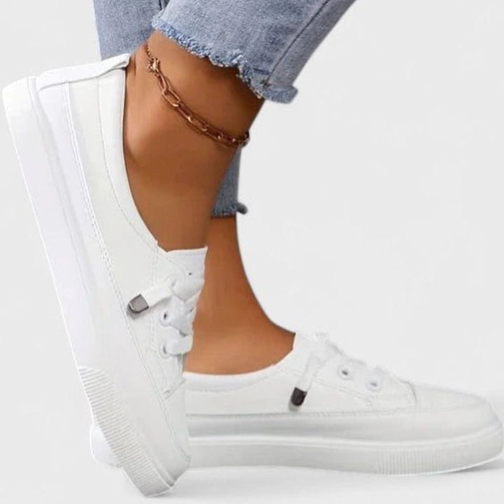 Women's Orthopedic Cushioned Insole Low-Top Lace-Up Sneakers