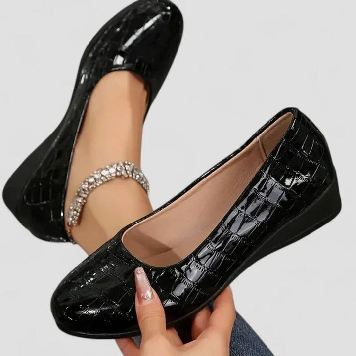 Women's Orthopedic Memory-Foam Wedge Slip-On Loafers - Black