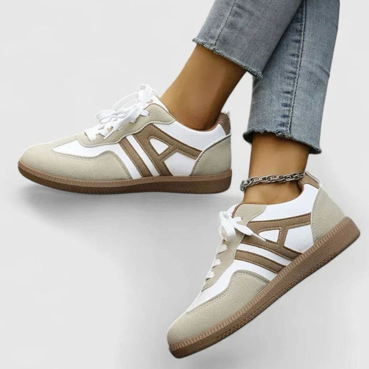 Women's Orthopedic Wide-Toe-Box Lace-Up Retro Sneakers