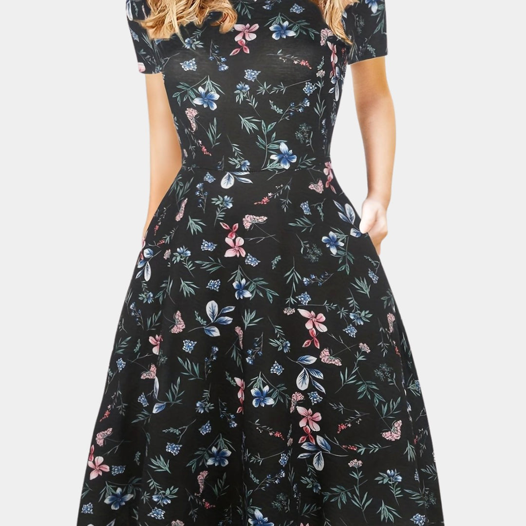 Women's Retro A-Line Short-Sleeve Round-Neck Summer Dress