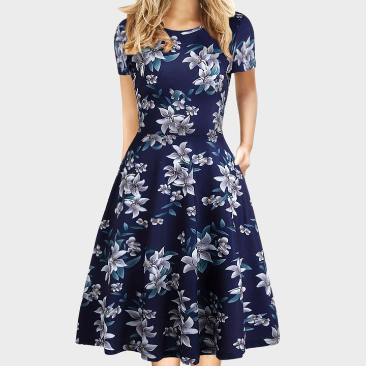 Women's Retro A-Line Short-Sleeve Round-Neck Summer Dress