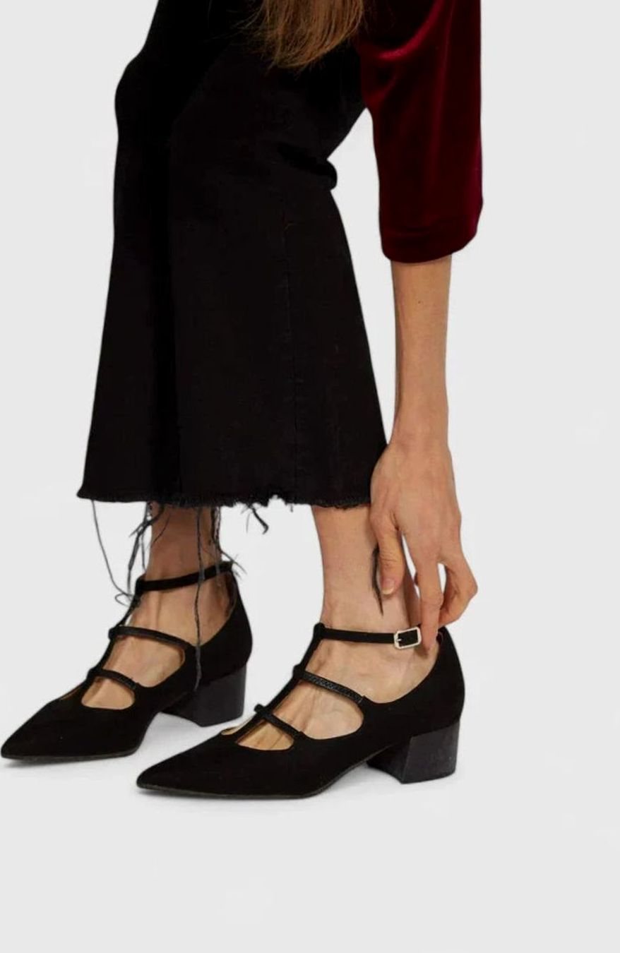 Women's Suede Pointed-Toe Strappy Block-Heel Pumps