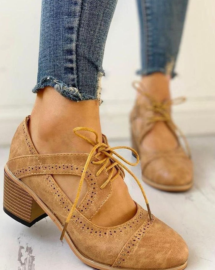 Women's Vintage Brogue Lace-Up Cutout Block-Heel Pumps