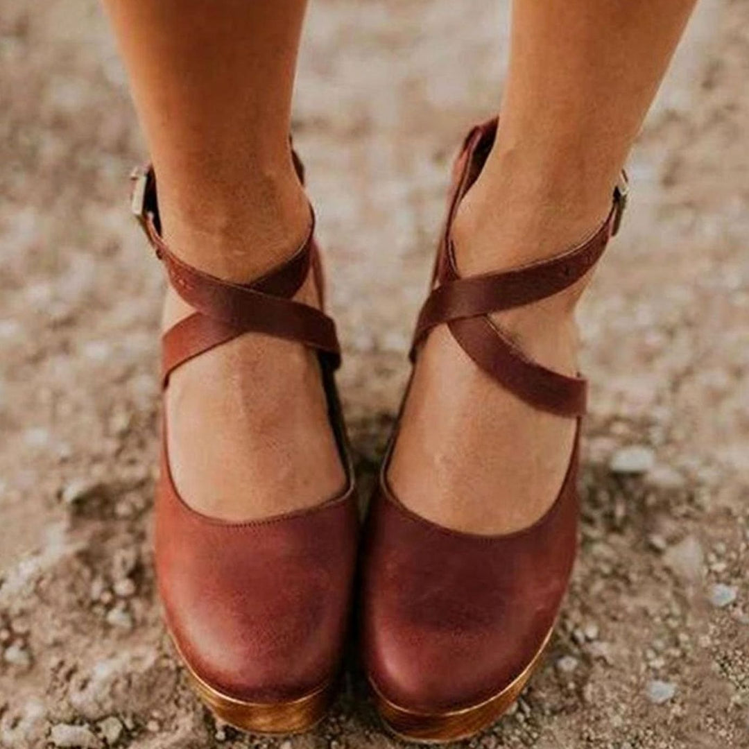 Women's Vintage Cross-Strap Block Heel Mary Jane Pumps - Brown